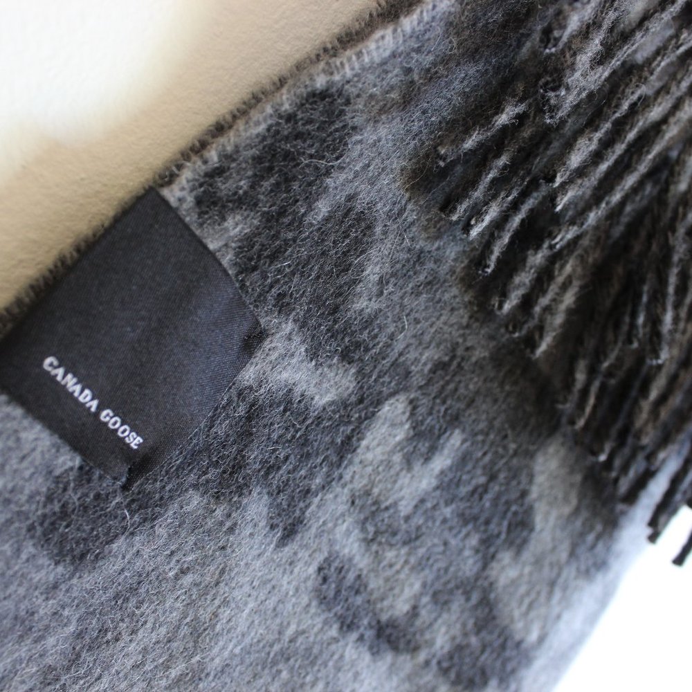 Canada Goose Merino Wool Camo Scarf
